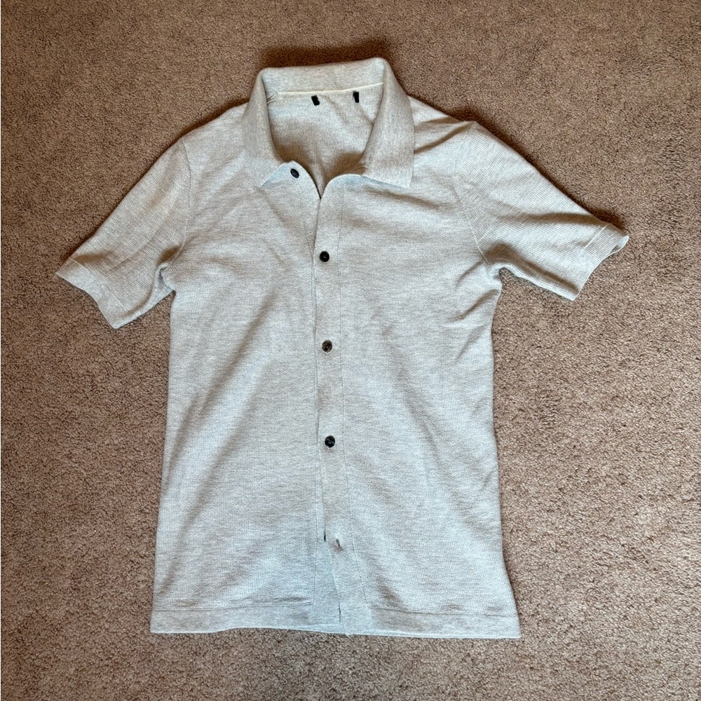 Banana Republic short sleeve knit button through polo